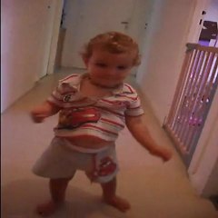 NATHAN 12 JRS APRES PREMIERS PAS