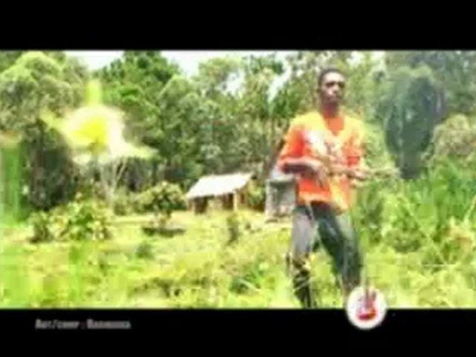 Aza mifandraty - Barinjaka