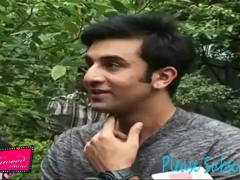 Ranbir Kapoor Flirts with Gulki Joshi