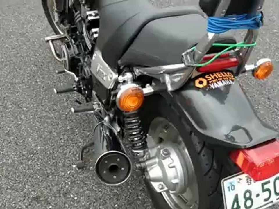 Yamaha V-Max       Modifyed muffler sound
