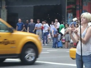 Folle pète un plomb à New-York