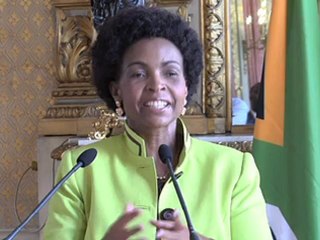 Laurent Fabius et Maïté Nkoana-Mashabane