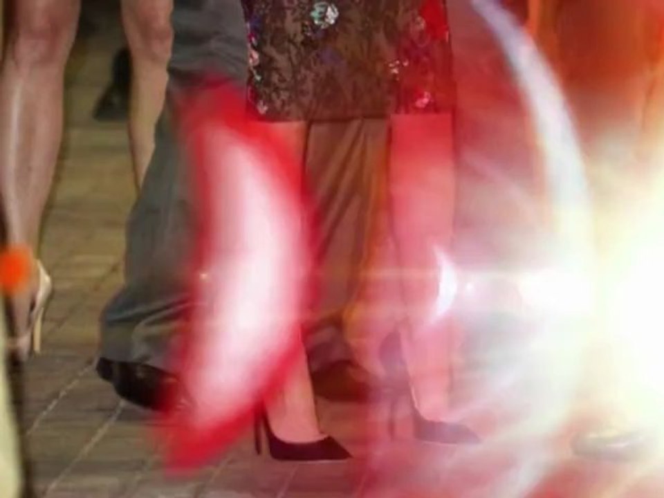 Kristen Stewart Braves the Red Carpet and Looks a Bit Lonely Without R-Patz