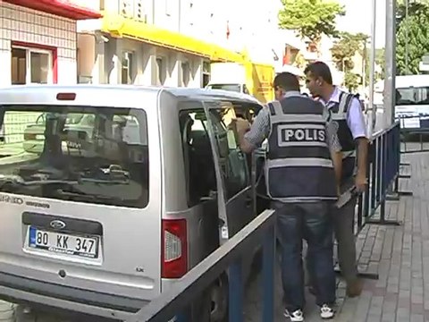 Osmaniye-17 yaşında ki kıza zorla tecavüz edip pazarlamaya çalışan fuhuş şebekesi çökertildi