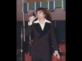 B.J. Thomas sings Pass the Apple Eve, featuring Chips Moman and the Memphis Boys_(360p)