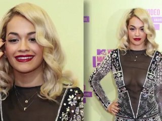 Miley Cyrus et Rita Ora optent pour des décolletés plongeants aux VMAs