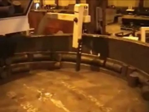 Vibratory Bowl Feeder - General Kinematics