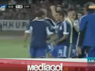 Il gol subito da Ujkani nella vittoria dell'Albania per 3-1 - 07/09/2012 - Mediagol.it