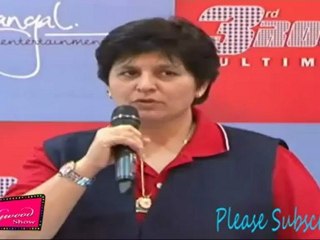 Falguni Pathak to Sing Bollywood Garba