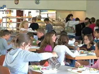 Des enfants privés de cantine