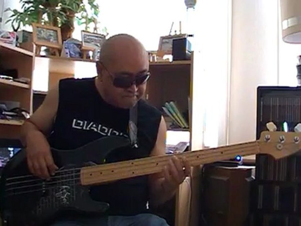 Isn't she lovely  Stevie Wonder basscover bob roha