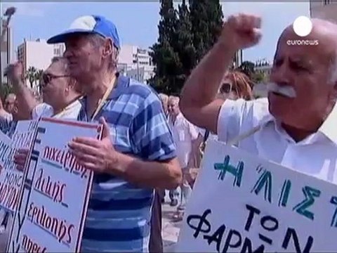 Greek anger rises ahead of fresh cuts