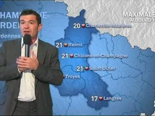 Benoist Apparu présente la météo à la Foire de Châlons