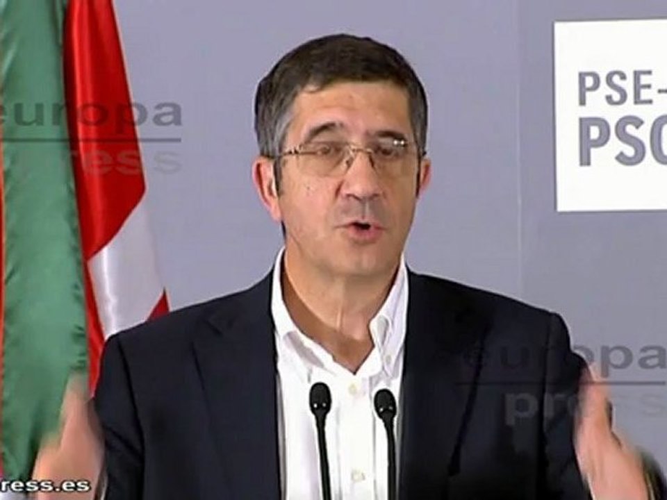 López pide a Urkullu que "le enseñe las facturas"