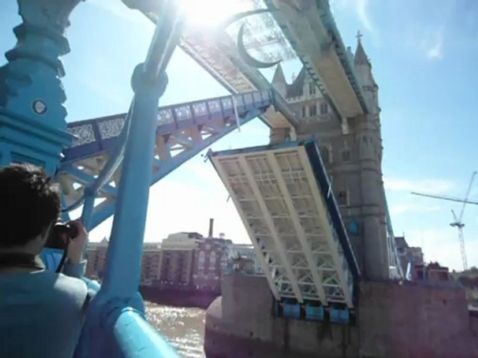 Levé de pont Tower Bridge