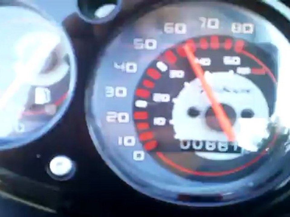 Piaggio Typhoon 2012 accélération