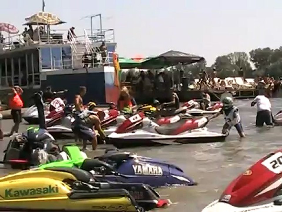 Sremska Mitrovica 19 avg 2012 - Ski jet