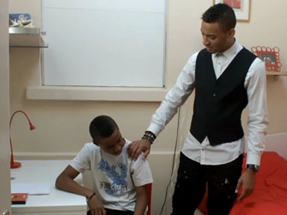 Le Myki show - Les Super Héros [ CONCOURS M6 mobile & Mister V ]