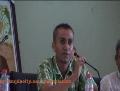 رئيس جمعية تجار سوق مليلية بوجدة يعرض فصول مشروع القانون الداخلي قصد مناقشته والمصادقة عليه