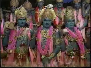 El Señor Krishna desconcierta a Brahma, Creador del Universo.