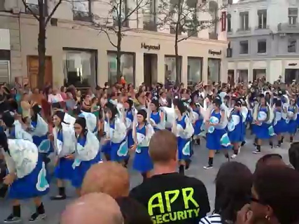 Defile biennale danse 2012 -3