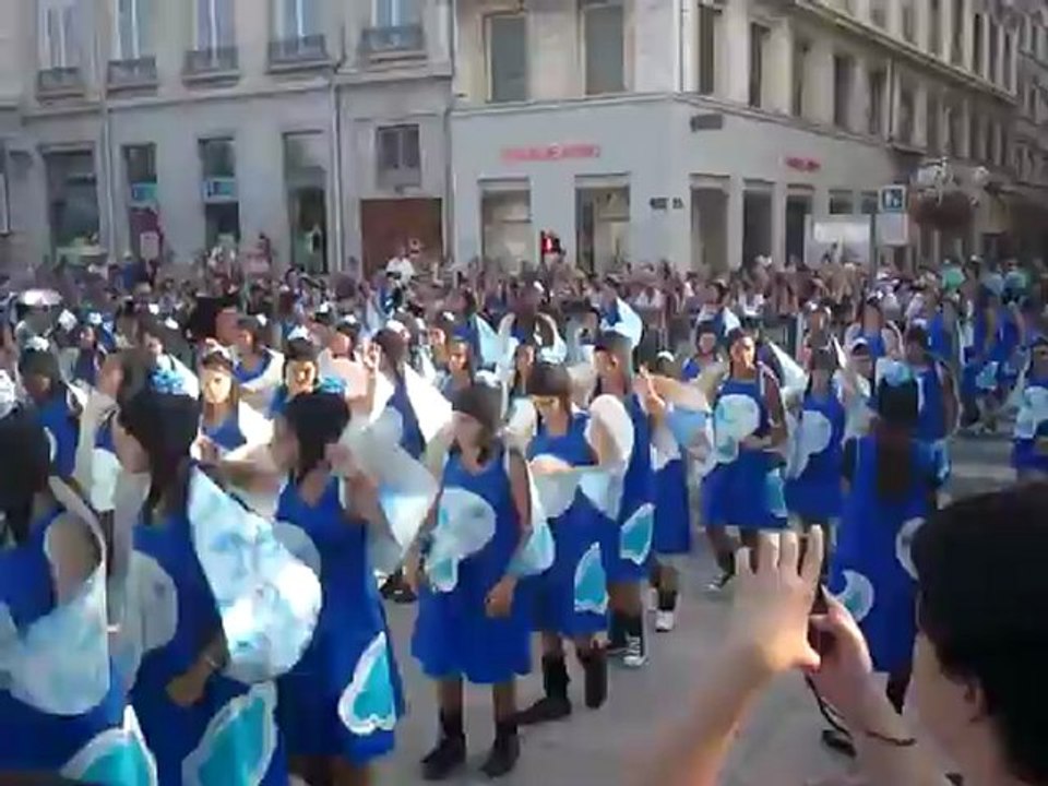 Defile biennale danse 2012 -4