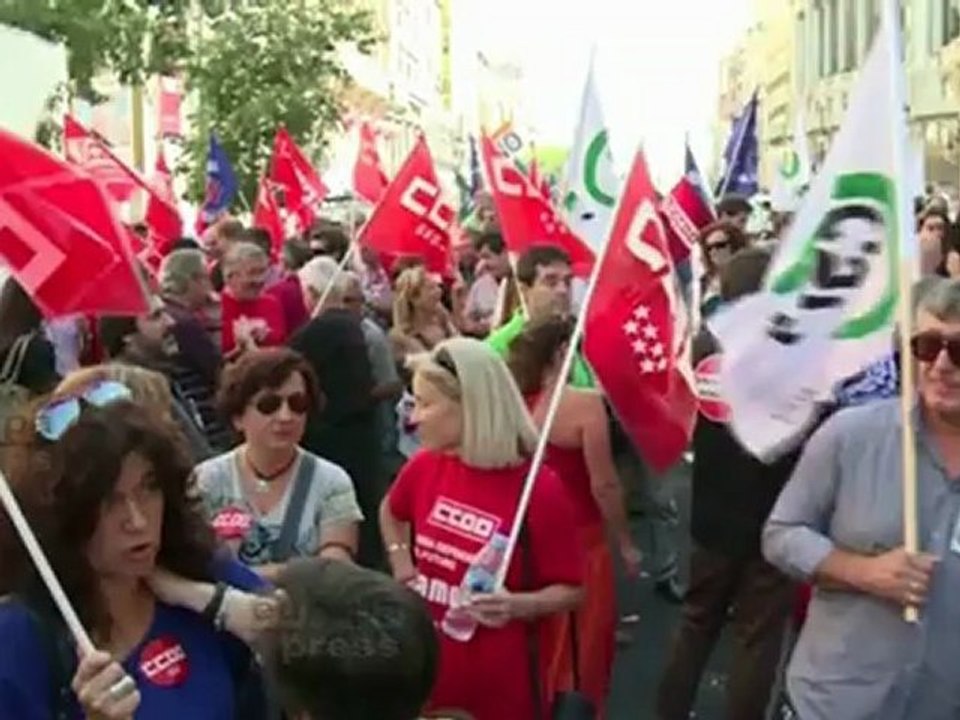 Sindicatos amenazan huelga general si hay más recortes