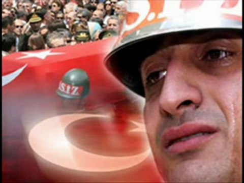 ŞEHİTLER ÖLMEZ VATAN BÖLÜNMEZ .Büyüttüm Besledim Asker Eyledim Şehit Ailelerine Ve Görev Başındaki Mehmetçiklerimize gelsin. HERKEZ PAYLAŞSIN... ASi_KRaL_