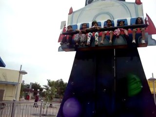 Fun at WOW - 0 Gravity Small