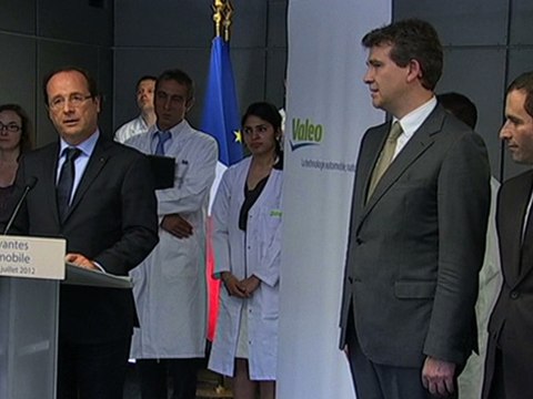 Conférence de presse du Président à l'usine Valeo de La Verrière