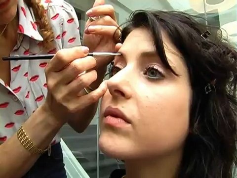 Le relooking d'Anne Charlotte par Schwarzkopf : donner vie à des cheveux sans forme