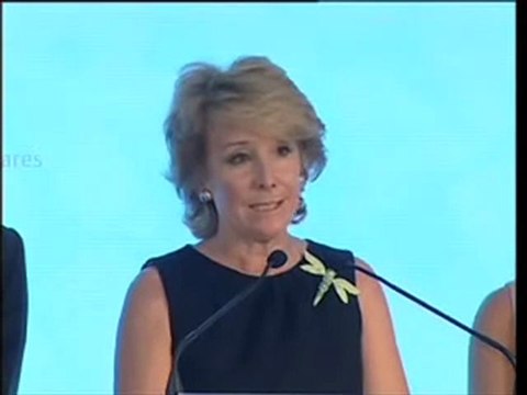 Aguirre: El puño en alto es un gesto amenazante de ideologías totalitarias