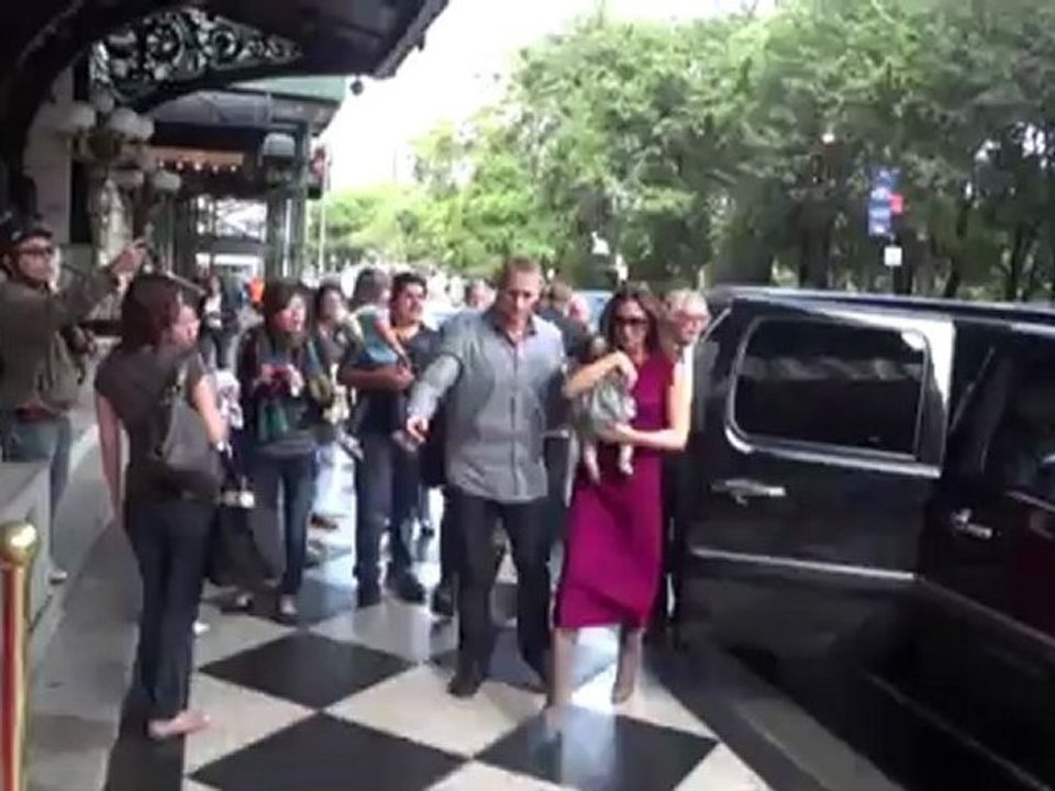 David Beckham bringt Harper nach New York, um Victoria bei der Modewoche zu unterstützen