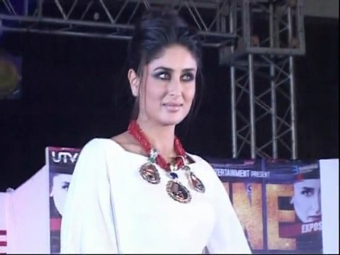 Kareena Kapoor Caught Between Boyfriend And 'Heroine' Director For Birthday - Bollywood Gossip