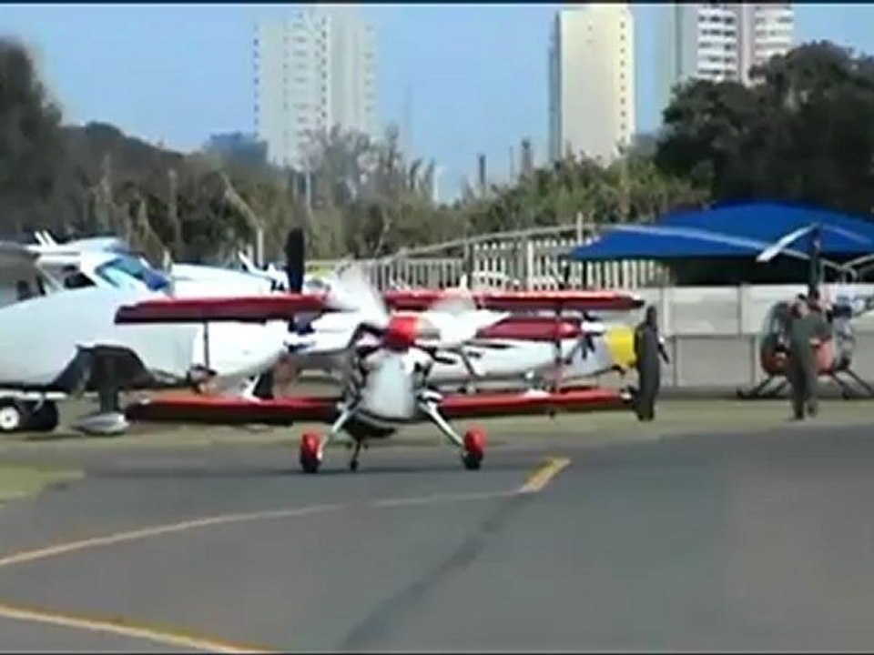 Stu Saward Pitts Validation 2- Durban Virginia Airshow 2012