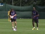 Quand Balotelli s'amuse à allumer Leo Messi !