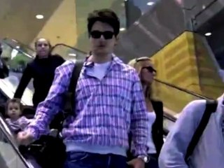 John Mayer poursuivi en justice dans le cadre d'un chaîne de Ponzi