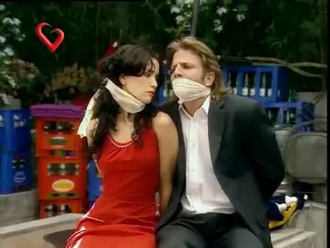 Sos Mi Vida 23, Martin y la Monita atados