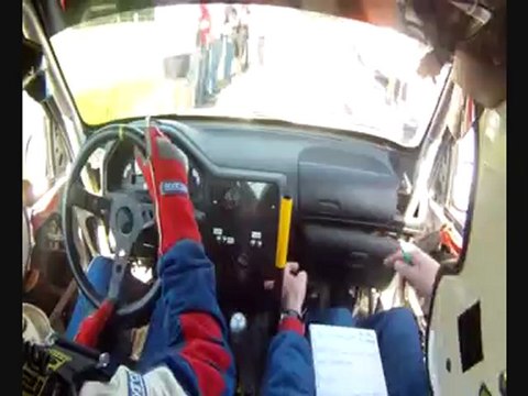 ES 1 RALLYE DU FOREZ EQUIPAGE DE LA CELLERY/MASSACRIER 106 F2013