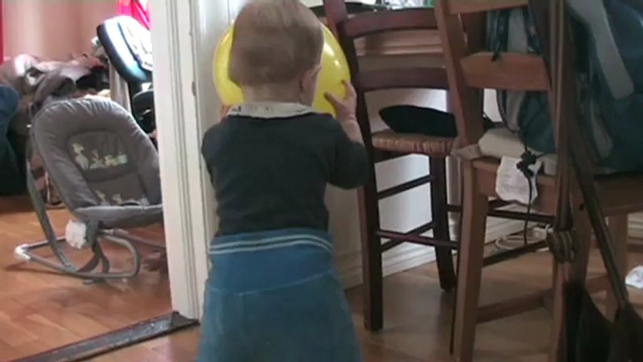 068_Lilja joue avant son anniversaire