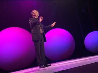 Manu Kroupit est un drôle de chef d'orchestre !