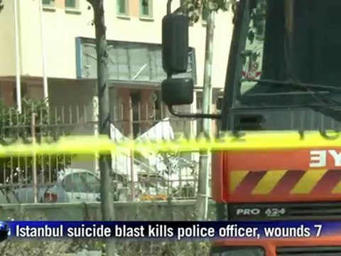 Istanbul blast kills police officer, wounds 7