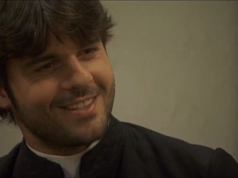 Se parecía mucho a usted... ESDPV