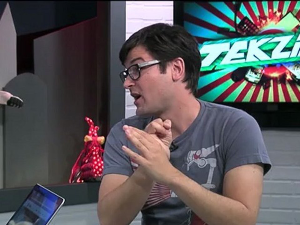 Encrypting Gmail. Kindle Paperwhite & Fire HD. Oculus Rift: VR Gaming Finally Gets Real! NAS vs. Home Server. Transcoding Sucks,Texting While Driving? - Tekzilla