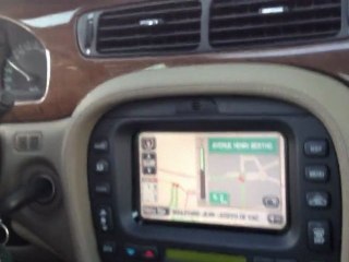 Un petit tour en Jaguar S-Type V8, 4,2 L