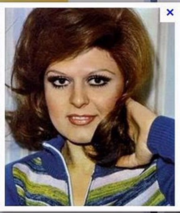 Neşe Karaböcek - Çay elinden ötüye