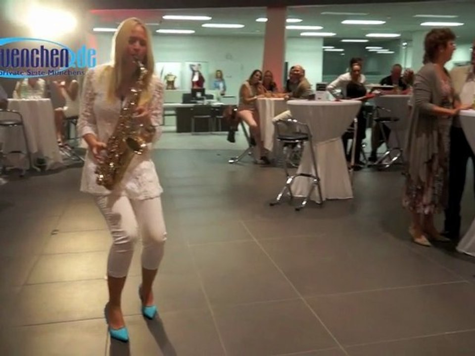 Audi Players Night 2012 @ Audi Terminal München Albrechtstraße mit Ceci Peel Modenschau