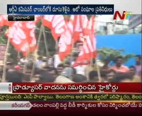 Police caught in camera while playing cards in Police Station