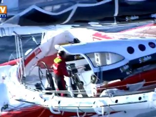 Thomas Coville traverse la Méditerranée en solitaire sur un Trimaran
