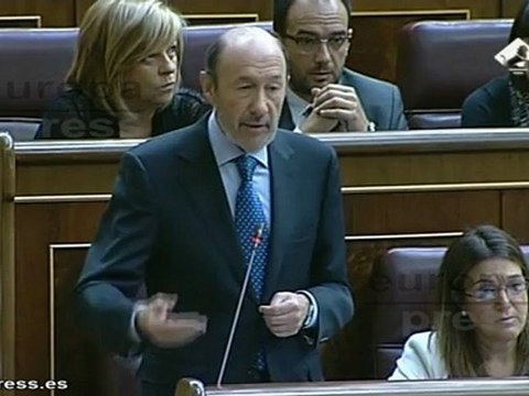 Rubalcaba: El rescate afectará a las pensiones